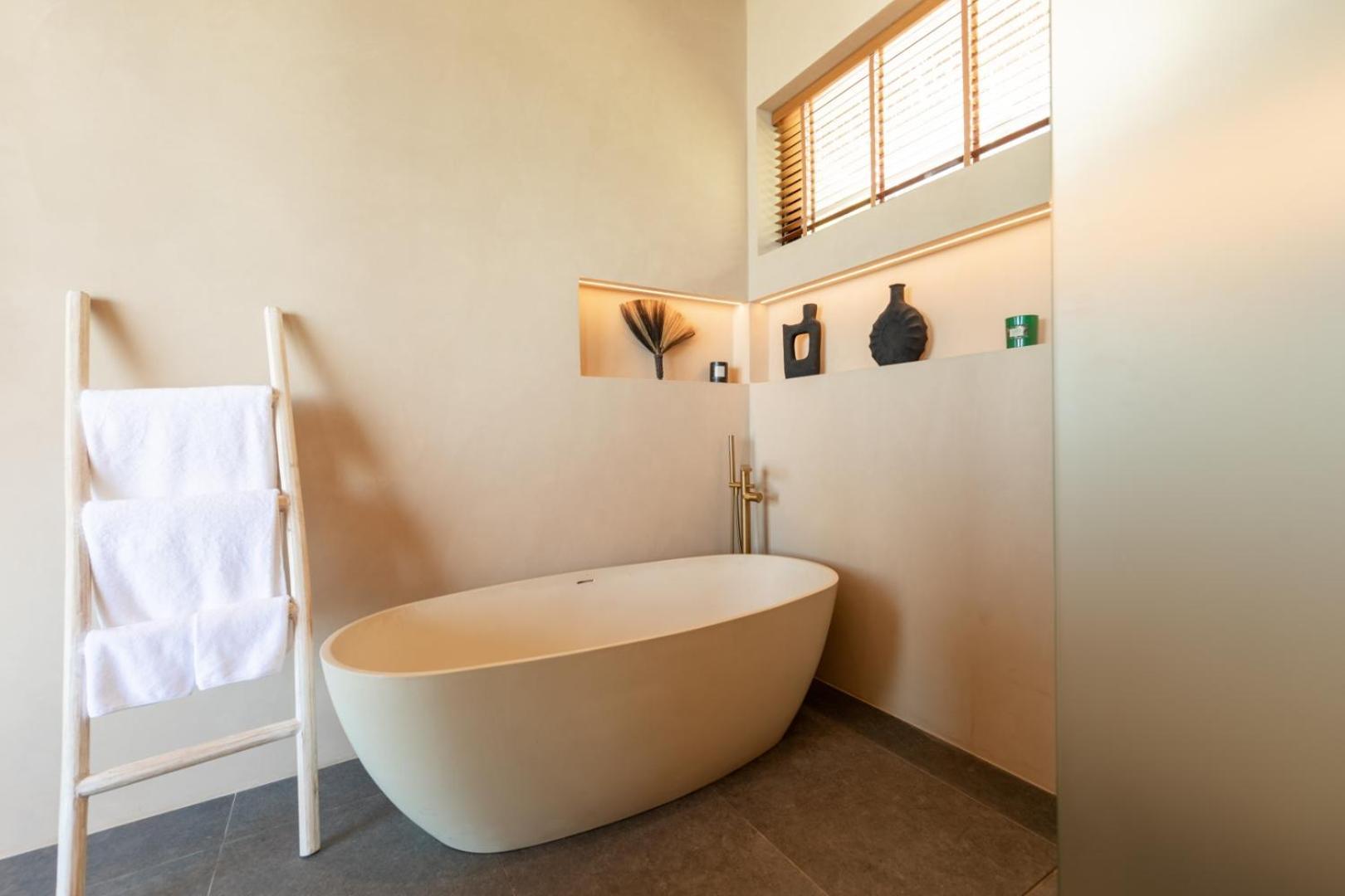 Wabi Sabi Tropical Seaview Villa Маенам Экстерьер фото